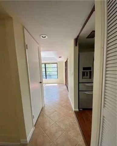 8321 SW 39th Court, Davie, FL 33328