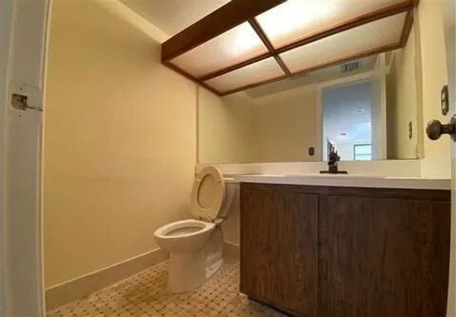 8321 SW 39th Court, Davie, FL 33328