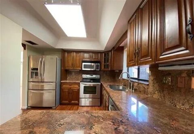 8321 SW 39th Court, Davie, FL 33328