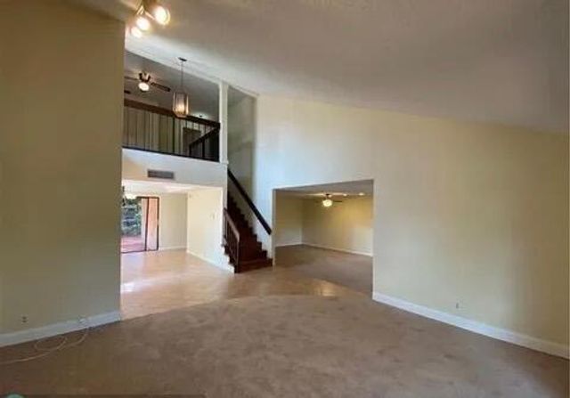 8321 SW 39th Court, Davie, FL 33328