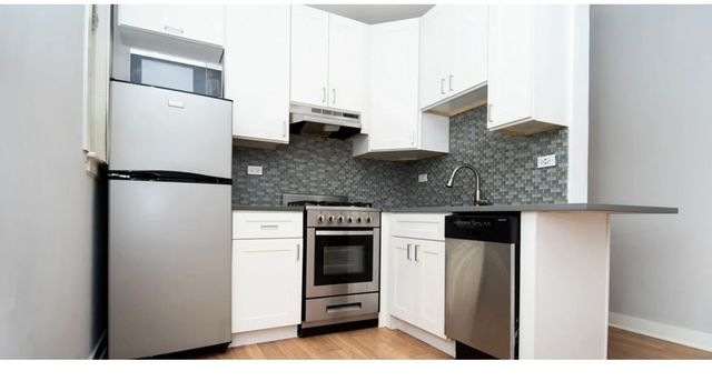 511 W Belmont Avenue 34, Chicago, IL 60657