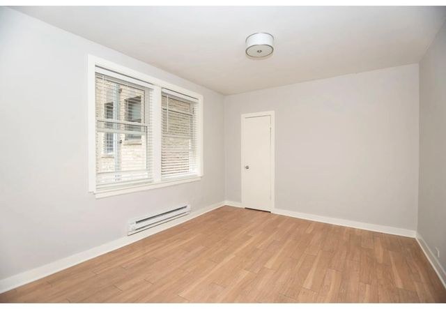 511 W Belmont Avenue 34, Chicago, IL 60657
