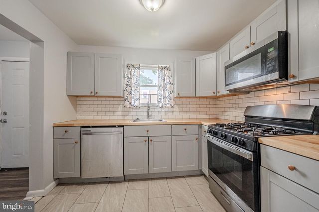 236 N MONROE ST, Wilmington, DE 19801