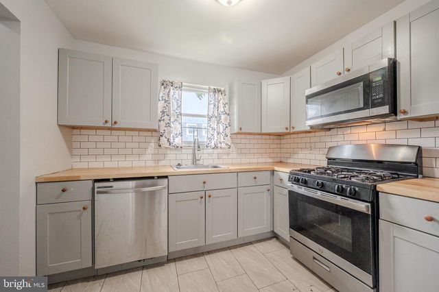 236 N MONROE ST, Wilmington, DE 19801