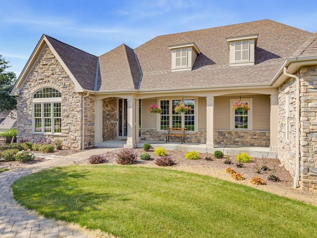 W224S7321 Glenecho ROAD, Big Bend, WI 53103