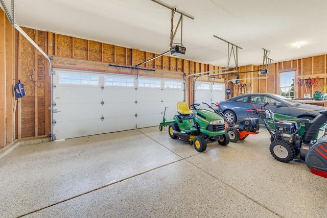 W224S7321 Glenecho ROAD, Big Bend, WI 53103