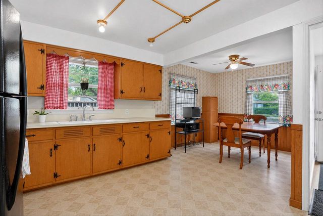 5426 39th AVENUE, Kenosha, WI 53144