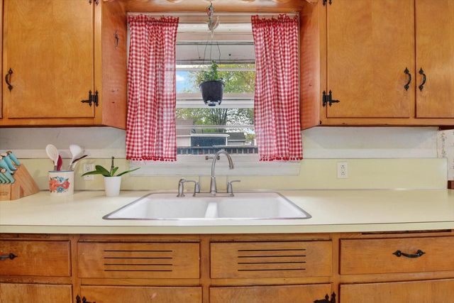 5426 39th AVENUE, Kenosha, WI 53144