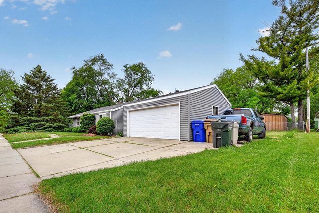 5426 39th AVENUE, Kenosha, WI 53144