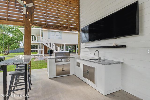 4059 Robin Street, Bay Saint Louis, MS 39520