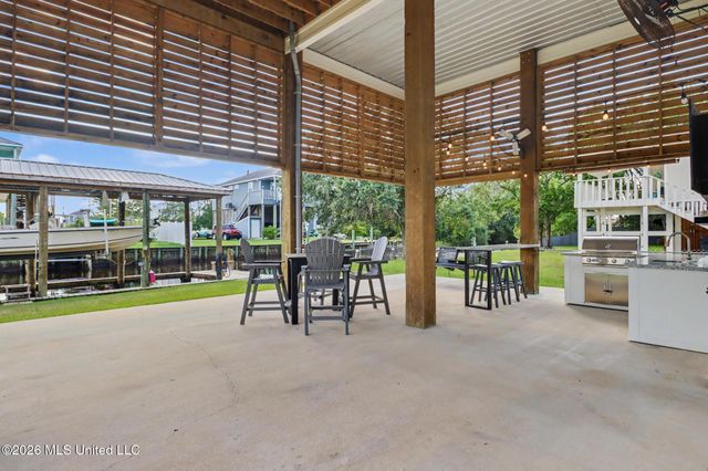 4059 Robin Street, Bay Saint Louis, MS 39520