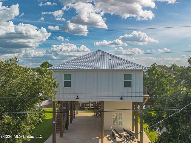 4059 Robin Street, Bay Saint Louis, MS 39520