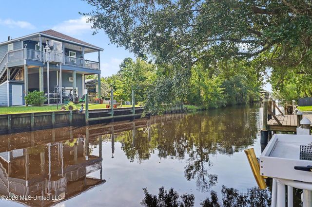 4059 Robin Street, Bay Saint Louis, MS 39520