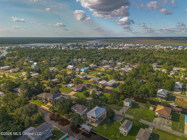 4059 Robin Street, Bay Saint Louis, MS 39520