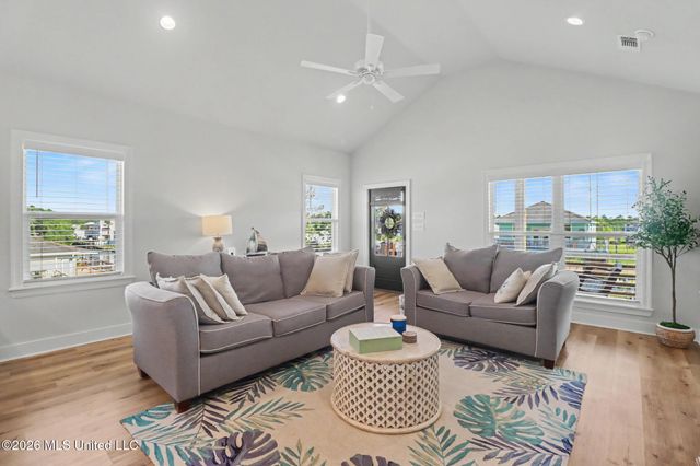 4059 Robin Street, Bay Saint Louis, MS 39520