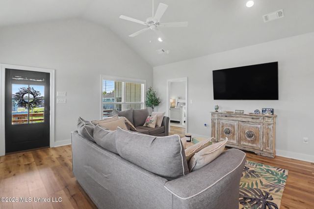 4059 Robin Street, Bay Saint Louis, MS 39520