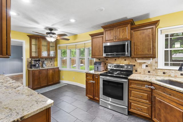 1514 West Swan Street, Springfield, MO 65807
