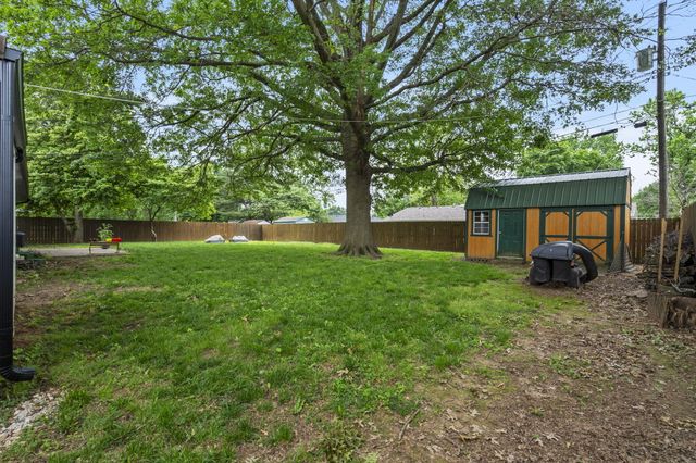 1514 West Swan Street, Springfield, MO 65807