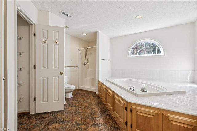 103 Vixen CT, Yorktown, VA 23693