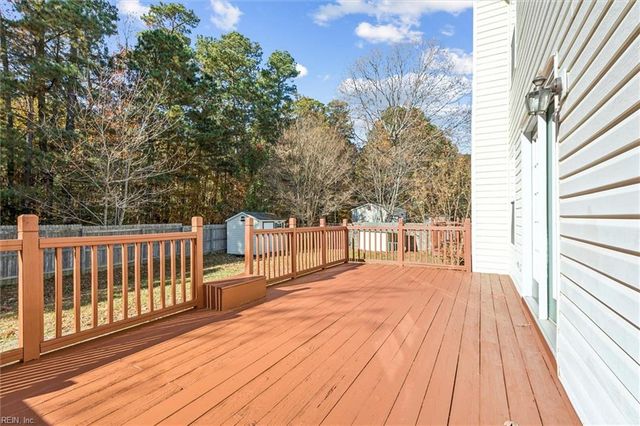 103 Vixen CT, Yorktown, VA 23693