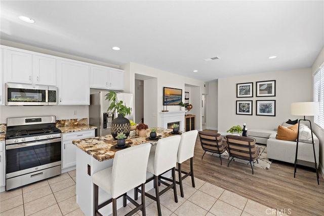 14 Anglesite, Rancho Santa Margarita, CA 92688