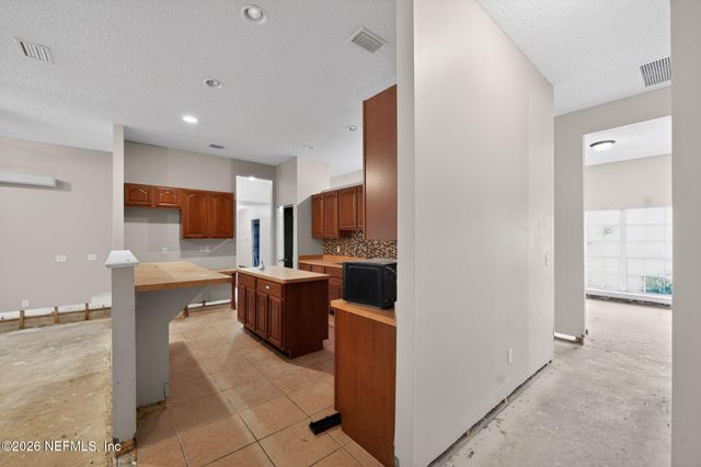 4402 KENNDLE Road, Jacksonville, FL 32208