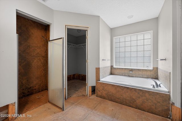 4402 KENNDLE Road, Jacksonville, FL 32208