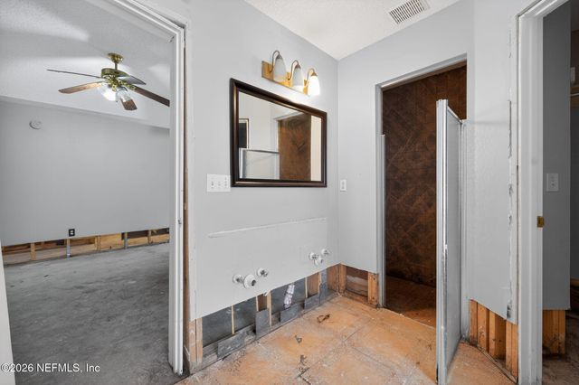 4402 KENNDLE Road, Jacksonville, FL 32208