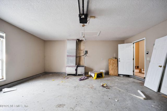 4402 KENNDLE Road, Jacksonville, FL 32208