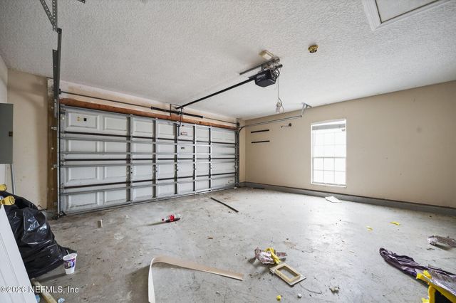 4402 KENNDLE Road, Jacksonville, FL 32208