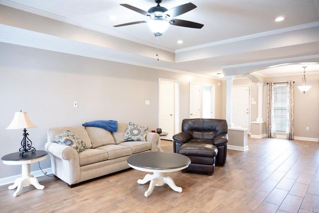 27 Hummingbird Drive, Vilonia, AR 72173