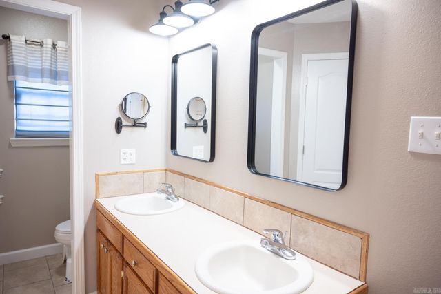 27 Hummingbird Drive, Vilonia, AR 72173