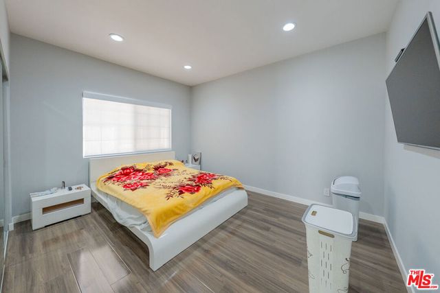 2256 Montrose Avenue 2, Montrose, CA 91020