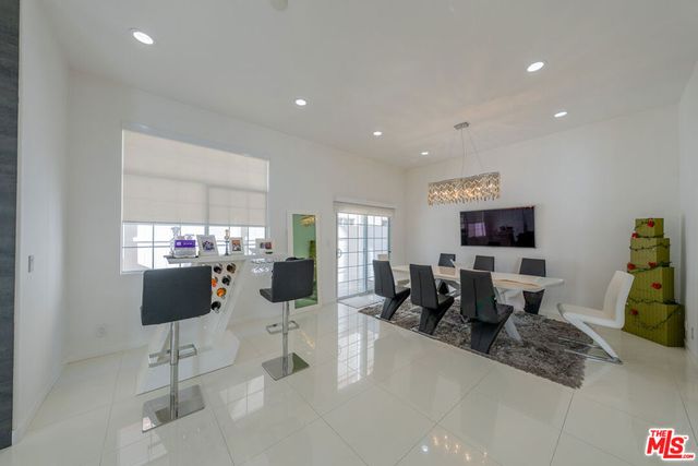 2256 Montrose Avenue 2, Montrose, CA 91020