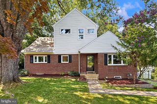 6413 CAROLYN DR, Falls Church, VA 22044