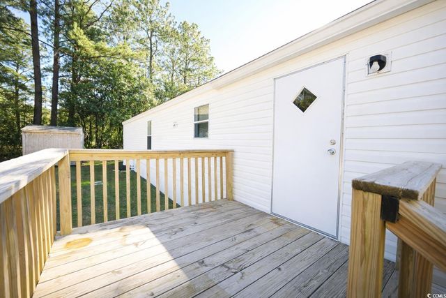 762 West Bear Grass Rd., Longs, SC 29568