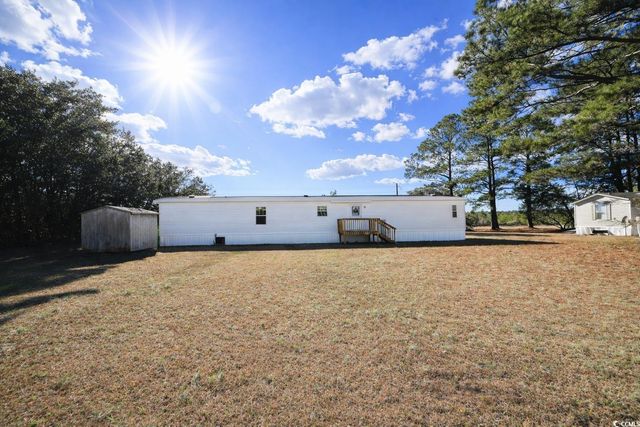 762 West Bear Grass Rd., Longs, SC 29568