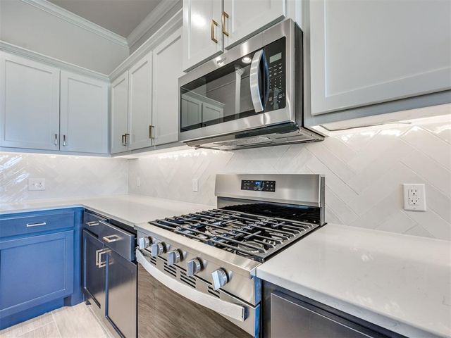 4132 Grassland Court, Edmond, OK 73025