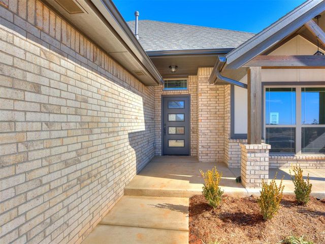 4132 Grassland Court, Edmond, OK 73025