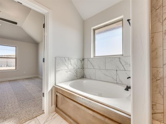 4132 Grassland Court, Edmond, OK 73025