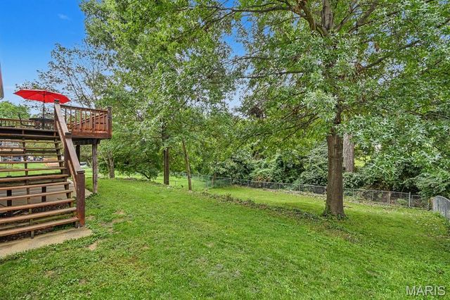 2028 Waybridge Lane, Fenton, MO 63026