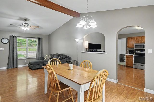 2028 Waybridge Lane, Fenton, MO 63026