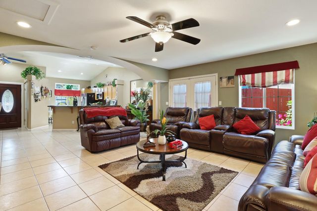 2661 Verstl Way, Stockton, CA 95206