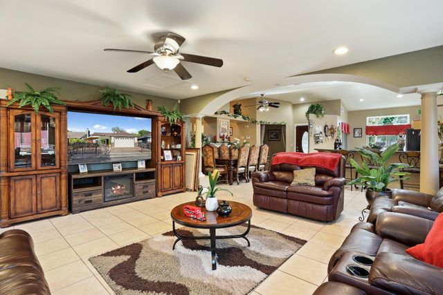 2661 Verstl Way, Stockton, CA 95206