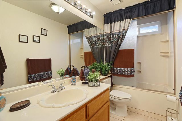 2661 Verstl Way, Stockton, CA 95206