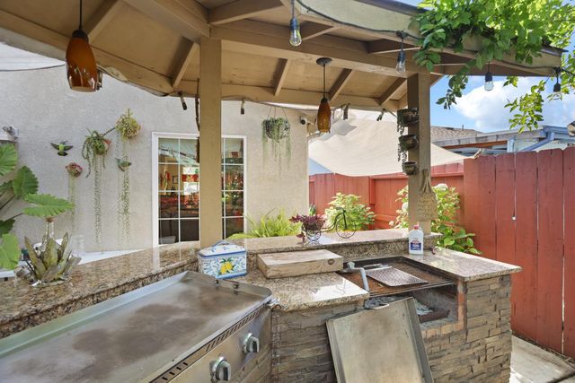 2661 Verstl Way, Stockton, CA 95206