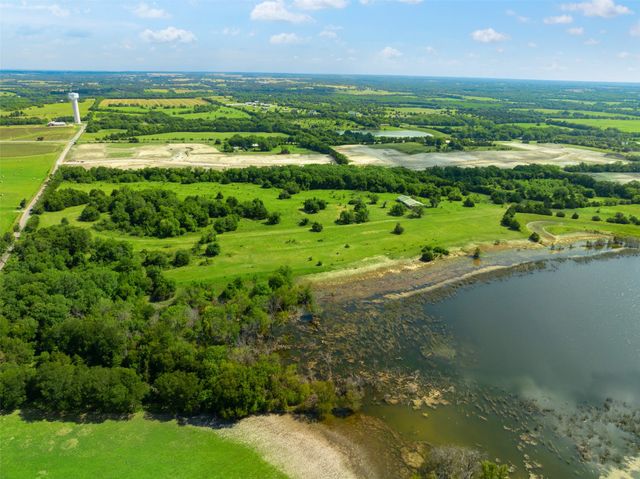 318 Cold Springs Road, Van Alstyne, TX 75495
