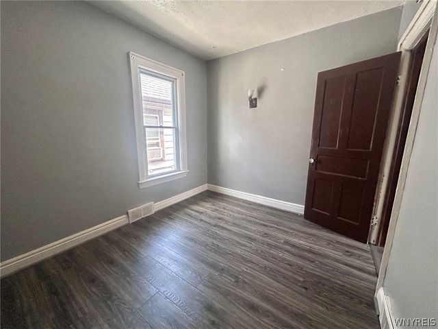 151 Amber Street Upper, Buffalo, NY 14220