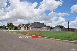 428 S Bowie Street, Elsa, TX 78543