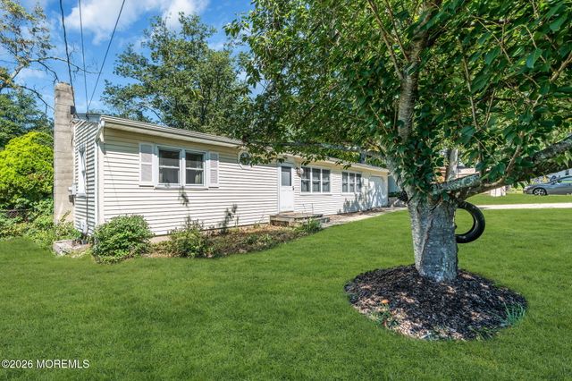 308 Emerald Drive, Brick, NJ 08723